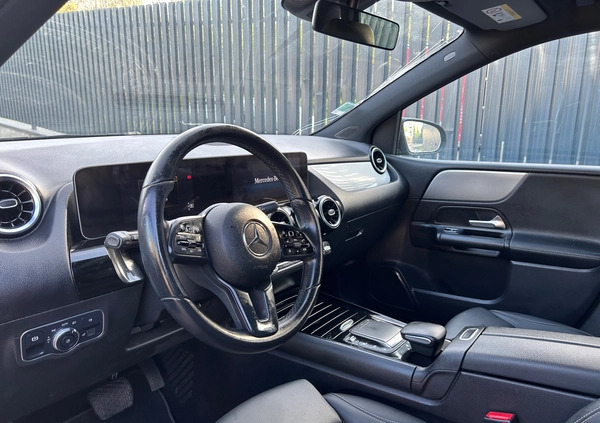 Mercedes-Benz Klasa B cena 54999 przebieg: 60000, rok produkcji 2020 z Hrubieszów małe 106